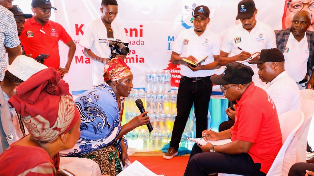 WAZIRI NDUMBARO KUHUDUMIA WANANCHI SABASABA IJUMAA JULAI 11, 2025
