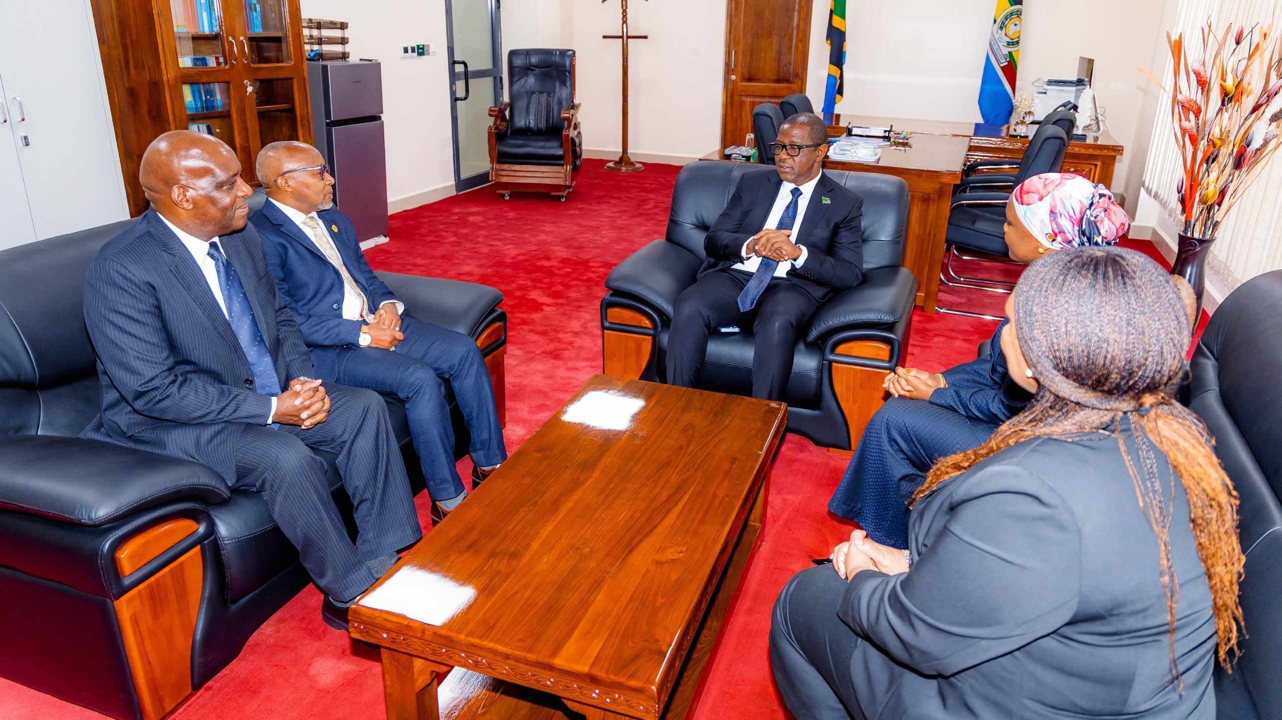 MHE. ULEGA AAHIDI USHIRIKIANO KUFIKIA MALENGO YA WIZARA YA KATIBA NA SHERIA